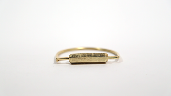 Bold Hex Wrist Hinge
